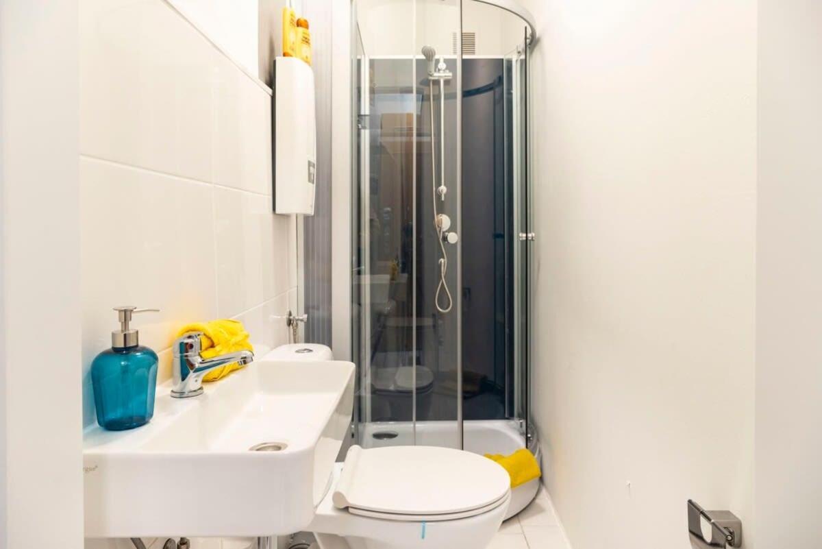 Cozy 2 Room Apartment Next To Hermannstrasse برلين المظهر الخارجي الصورة