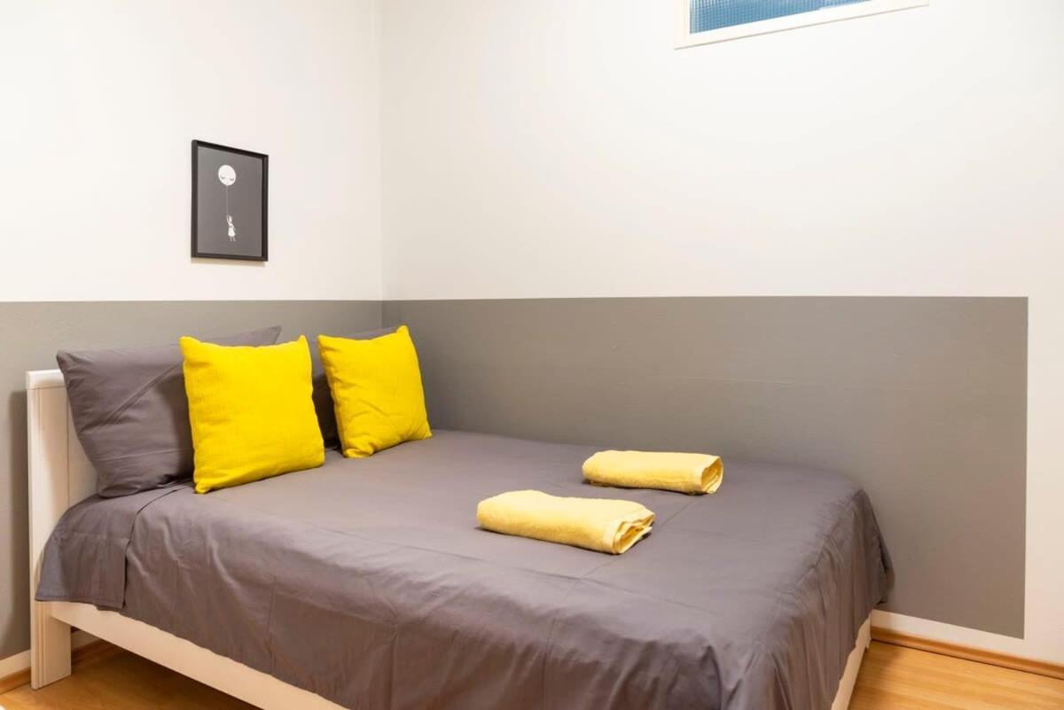 Cozy 2 Room Apartment Next To Hermannstrasse برلين المظهر الخارجي الصورة